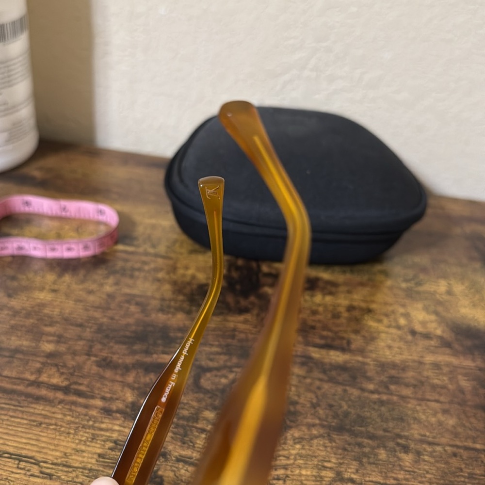 Louis Vuitton Havana Brown Women's glasses - Picture 11 of 11